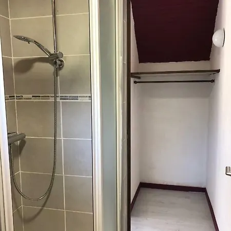 Aux Lettres Du Lavoir Feriehus *