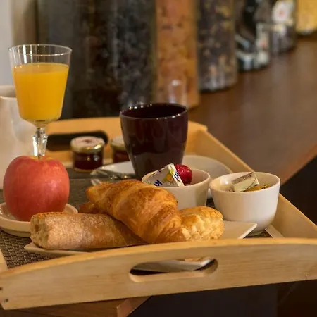 Aux Lettres Du Lavoir *