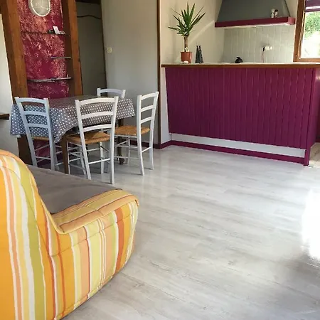 Holiday home Aux Lettres Du Lavoir