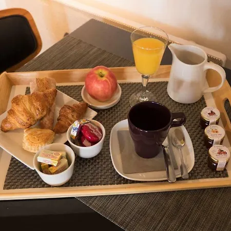 Prázdninový dům Aux Lettres Du Lavoir La Rivière-Saint-Sauveur