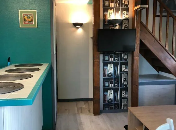 بيت للعطل Aux Lettres Du Lavoir